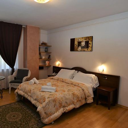 Hotel Marianna ร็อคคา ปิเอโตเร ภายนอก รูปภาพ