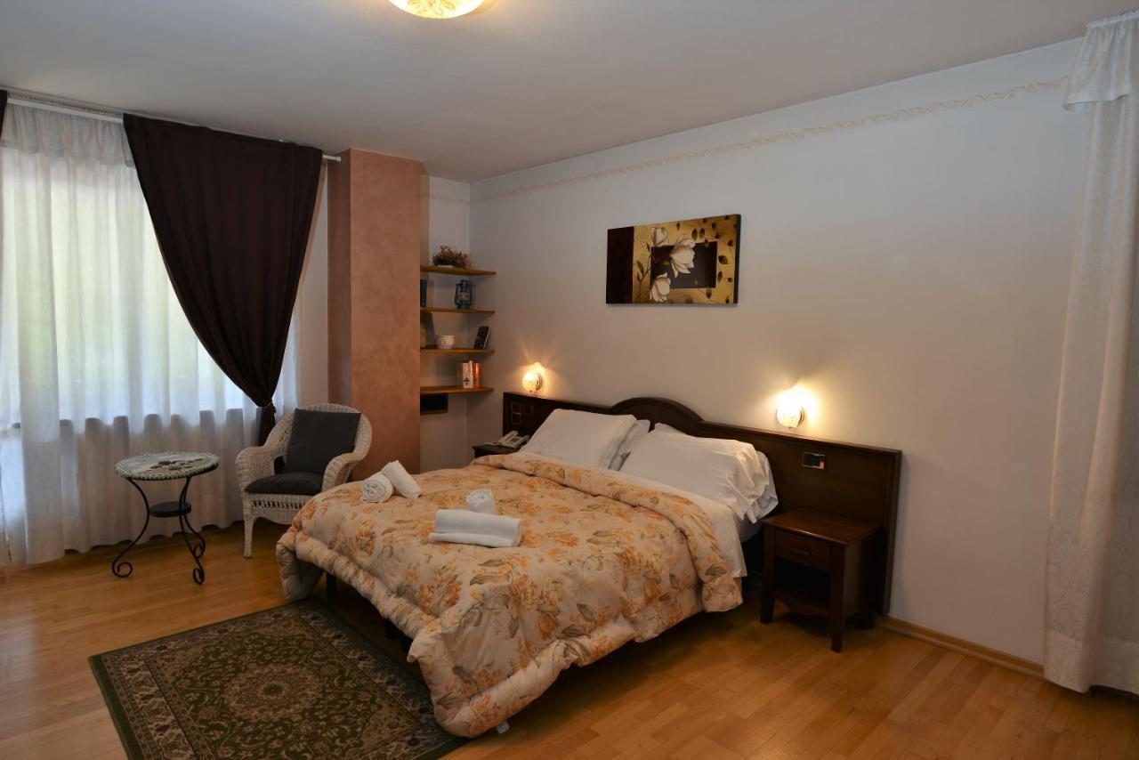 Hotel Marianna ร็อคคา ปิเอโตเร ภายนอก รูปภาพ