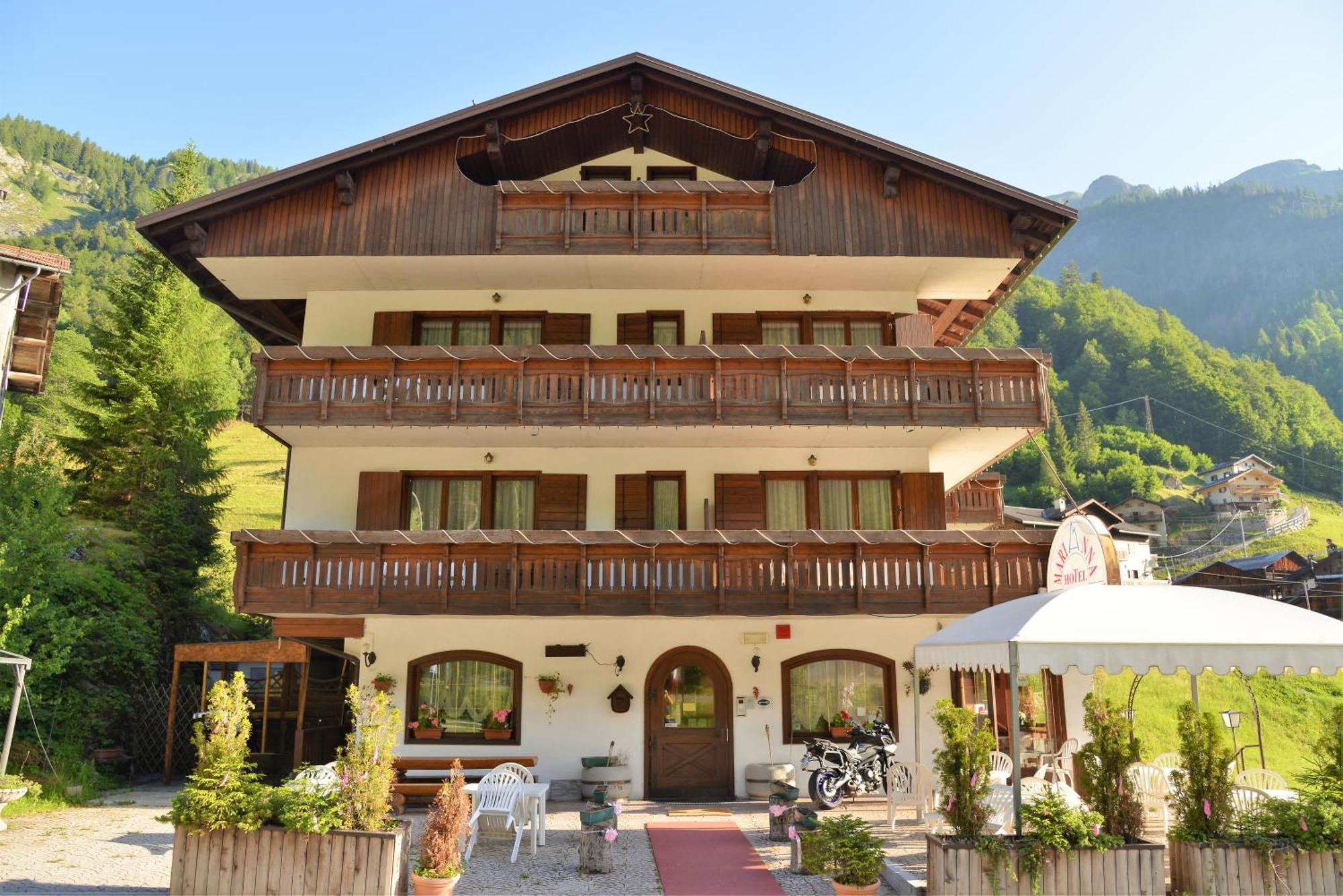 Hotel Marianna ร็อคคา ปิเอโตเร ภายนอก รูปภาพ