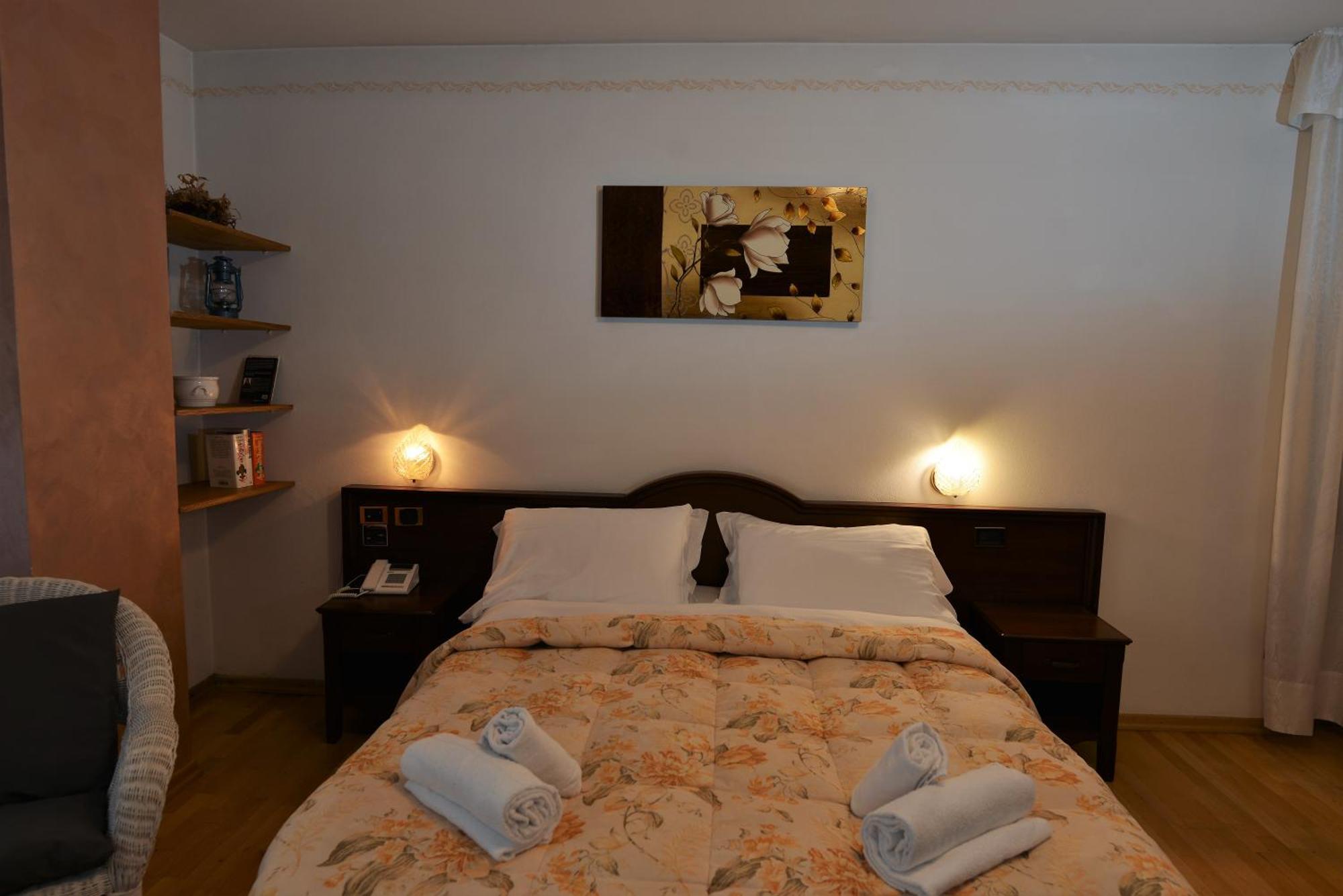 Hotel Marianna ร็อคคา ปิเอโตเร ภายนอก รูปภาพ